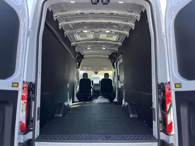 2026 Oxford White Ford Transit Cargo Van Base RWD Van