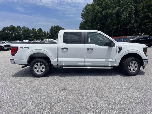 2025 Oxford White Ford F-150 XL 4X4 Truck