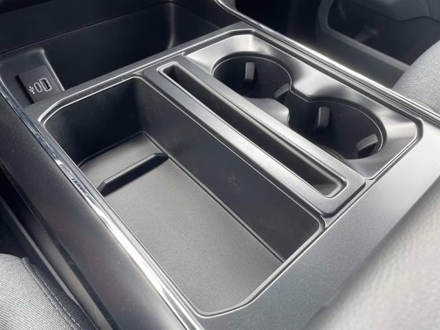 2025 Oxford White Ford F-150 XL 4X4 Truck