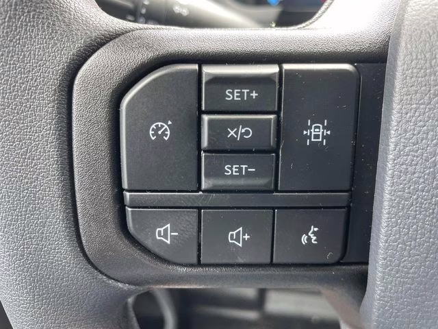 2025 Oxford White Ford F-150 XL 4X4 Truck