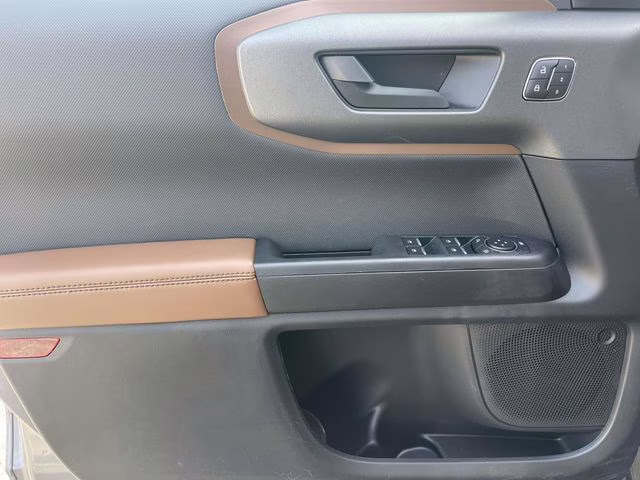 2025 Gray Metallic Ford Bronco Sport Outer Banks 4X4 SUV