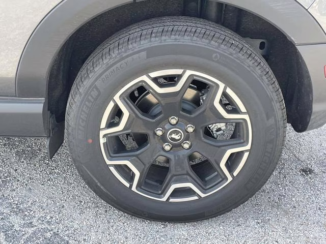 2025 Gray Metallic Ford Bronco Sport Outer Banks 4X4 SUV