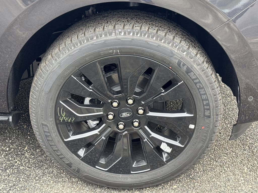 2025 Gray Metallic Ford Expedition Max Platinum 4X4 SUV