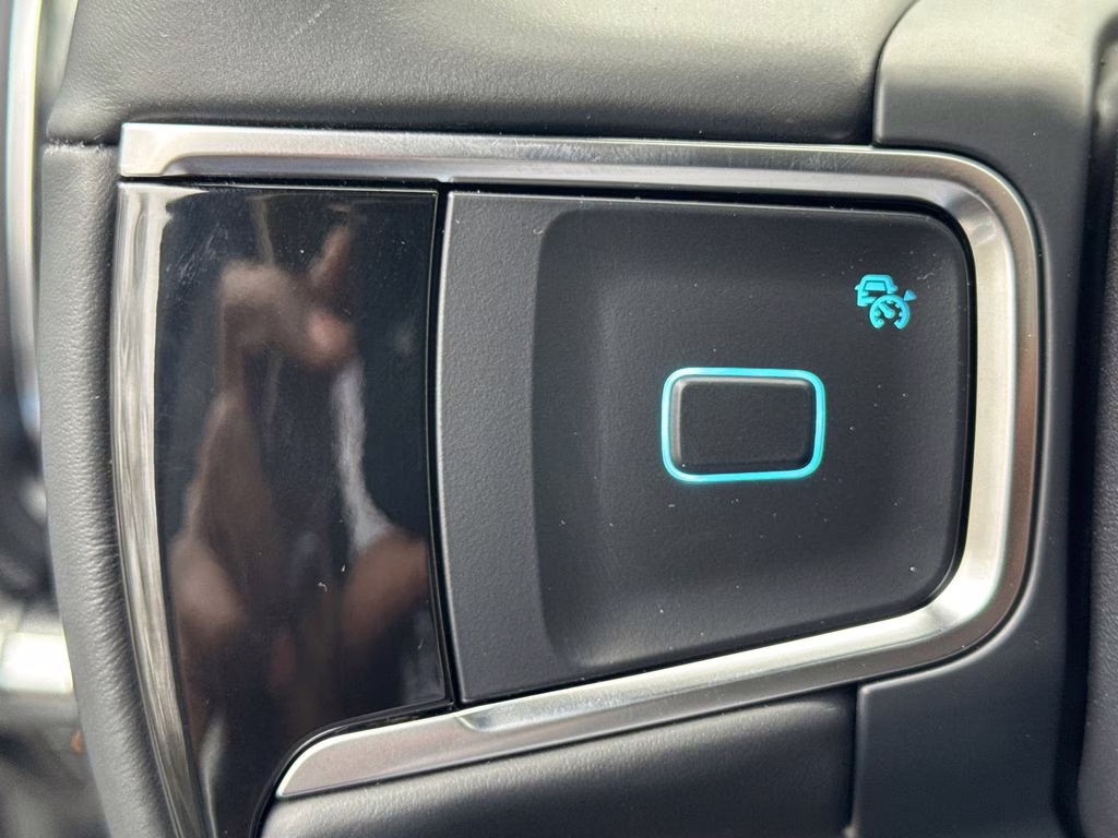 2025 Gray Metallic Ford Expedition Max Platinum 4X4 SUV