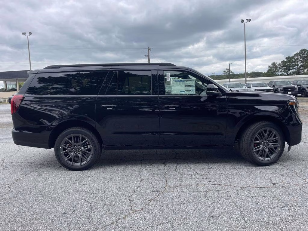 2025 Black Metallic Ford Expedition Max Platinum 4X4 SUV