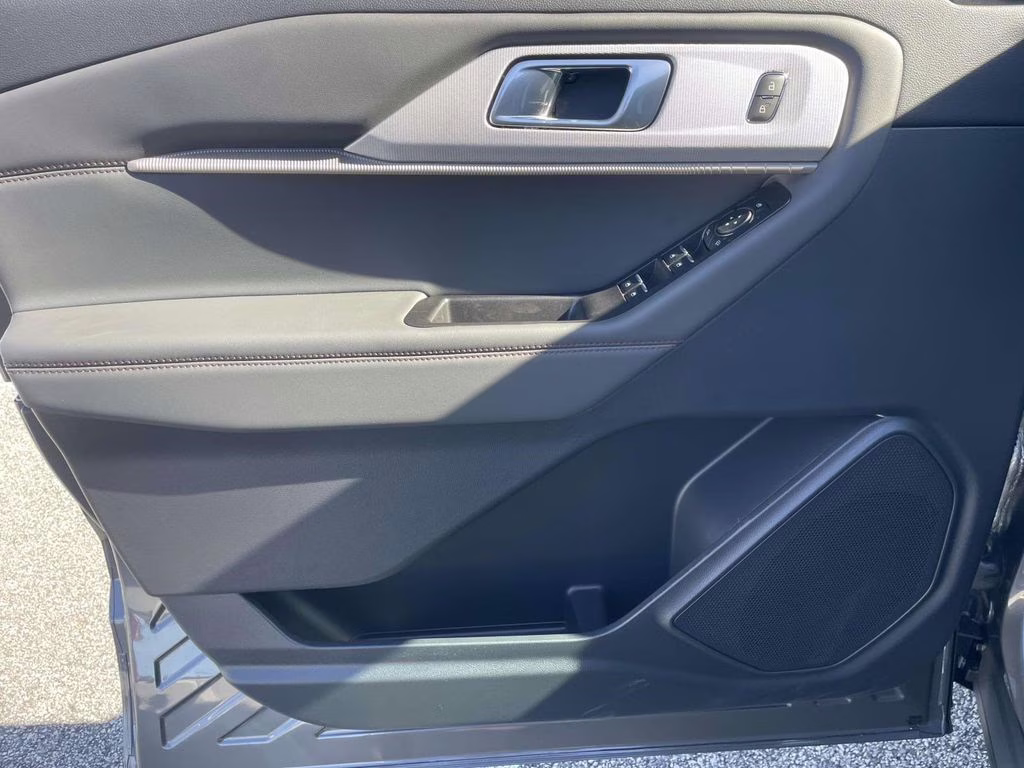 2026 Gray Metallic Ford Explorer Active RWD SUV