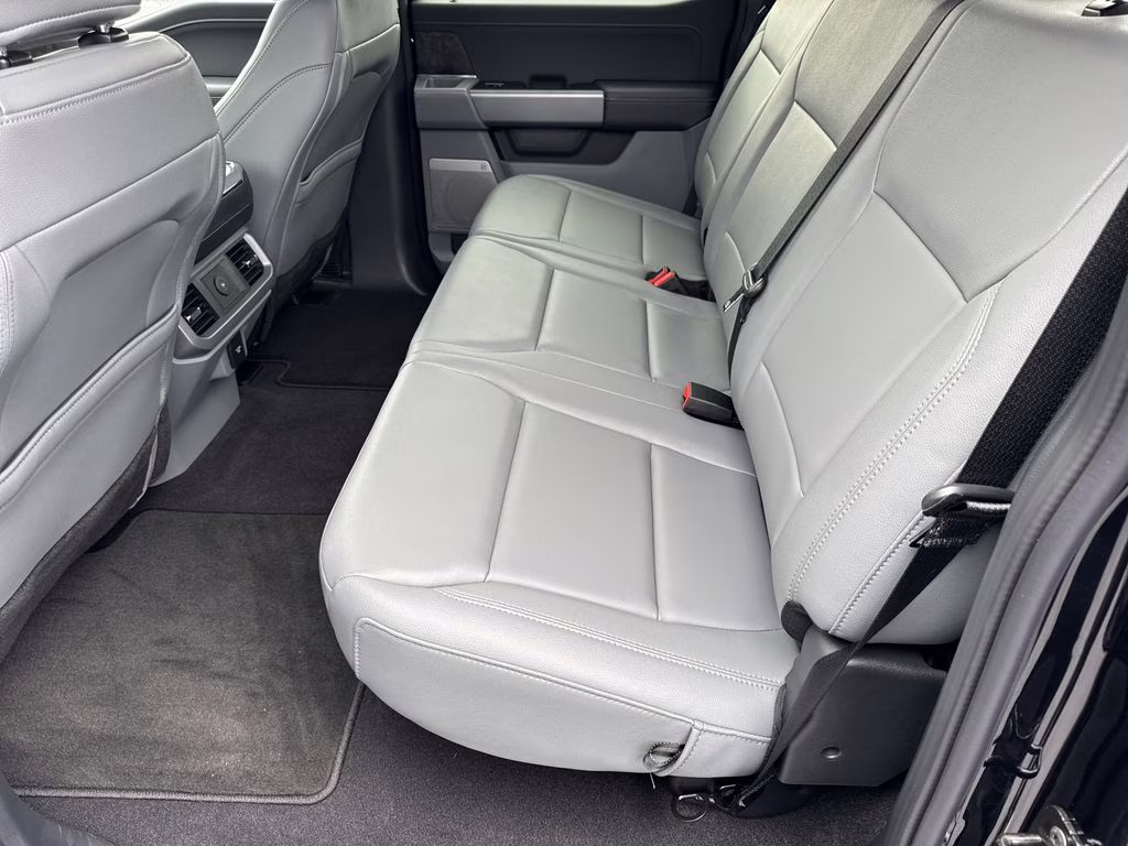 2025 Black Metallic Ford F-150 Lightning Flash AWD Truck