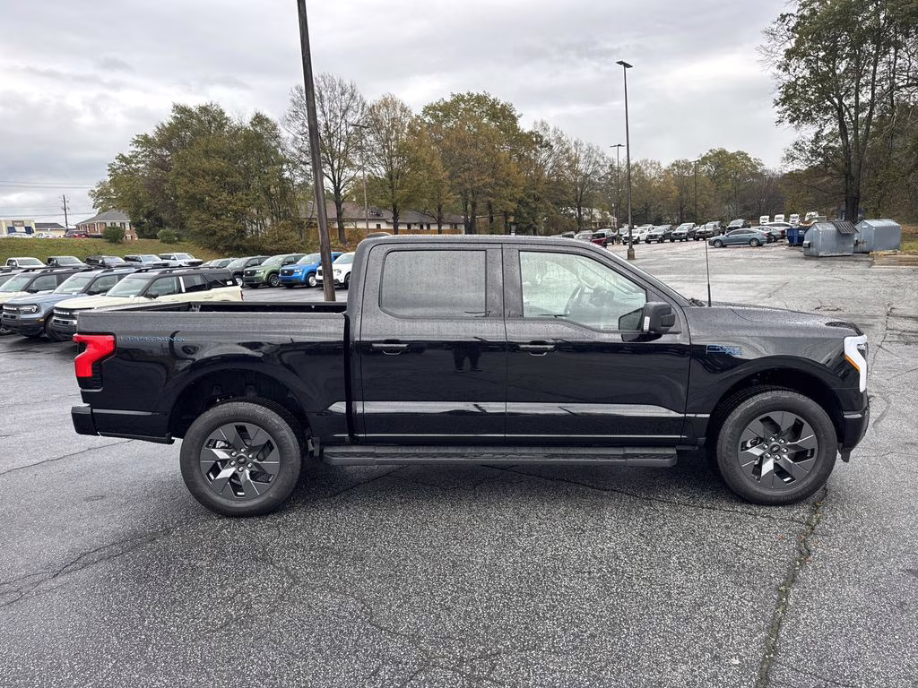 2025 Black Metallic Ford F-150 Lightning Flash AWD Truck
