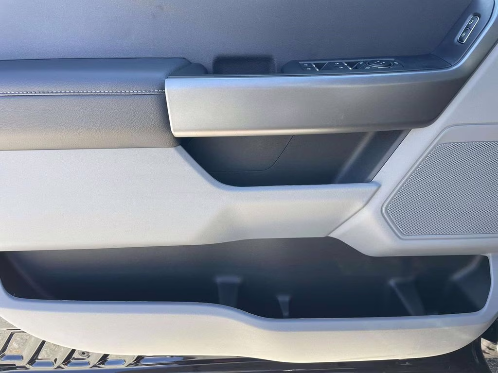 2026 Black Metallic Ford Super Duty F-250 SRW XL 4X4 Truck