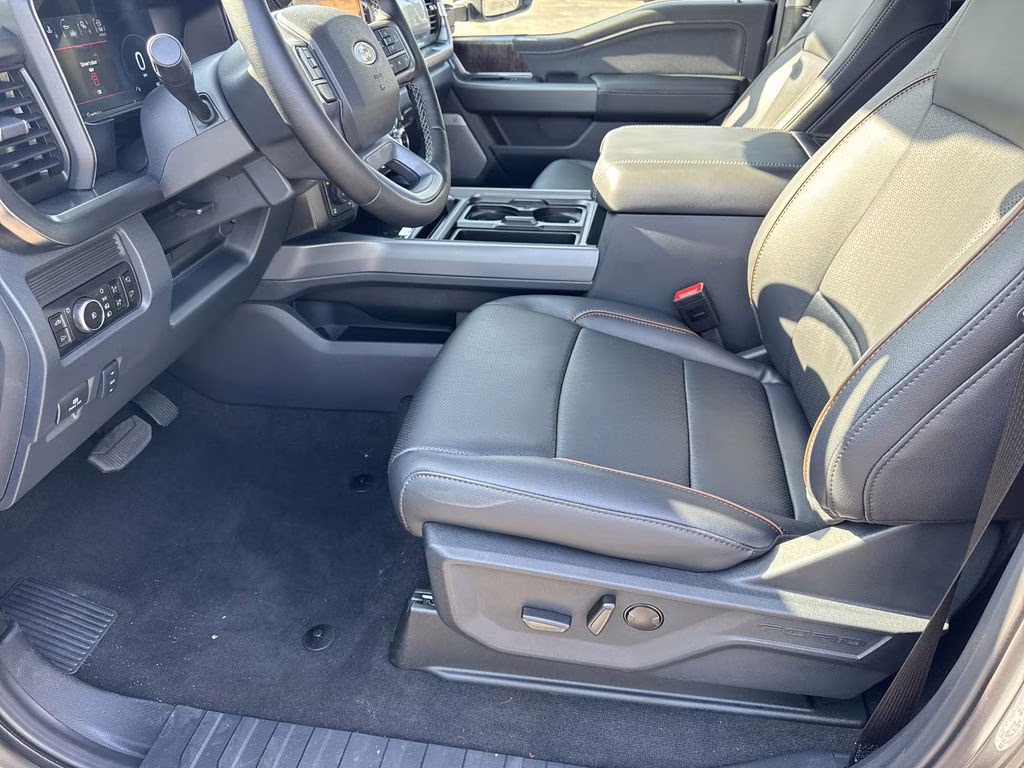 2026 Gray Metallic Ford Super Duty F-250 SRW Lariat 4X4 Truck