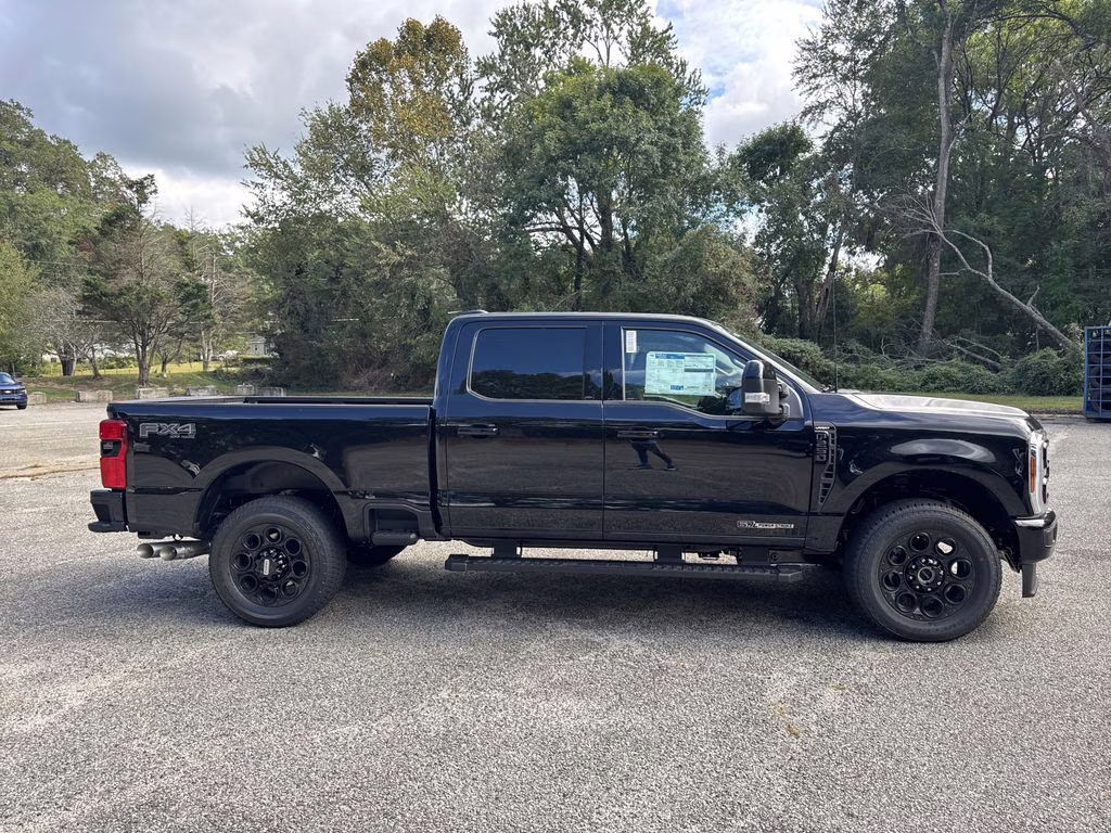 2026 Black Metallic Ford Super Duty F-250 SRW Lariat 4X4 Truck