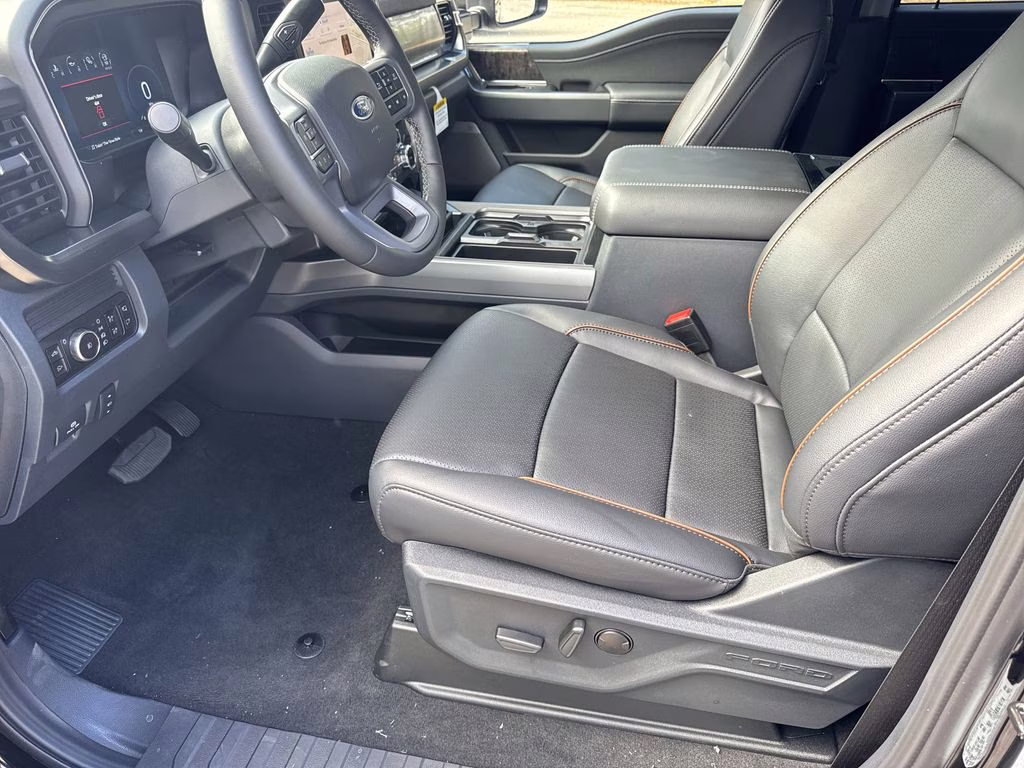 2026 Black Metallic Ford Super Duty F-250 SRW Lariat 4X4 Truck