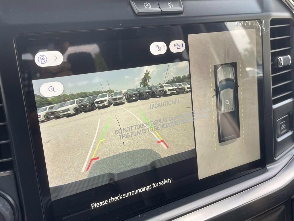 2025 Black Metallic Ford Super Duty F-350 SRW Lariat 4X4 Truck