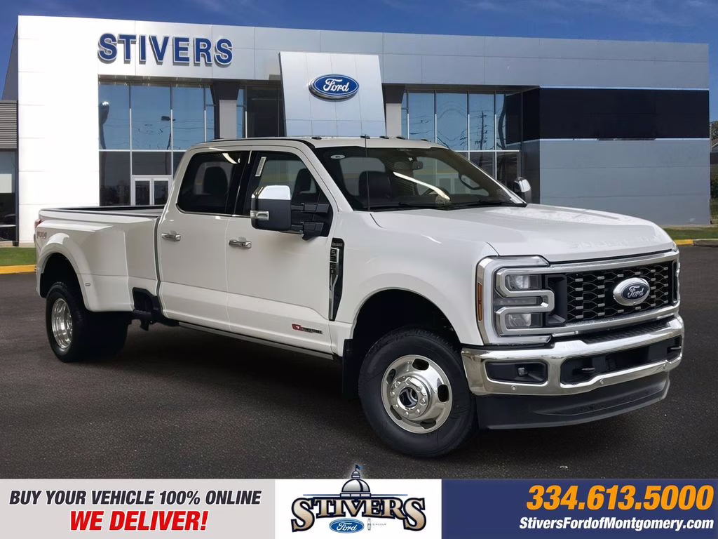 2026 Star White Metallic Tri-Coat Ford Super Duty F-350 DRW King Ranch 4X4 Truck