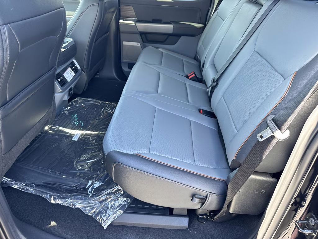 2025 Black Metallic Ford F-150 Lariat 4X4 Truck