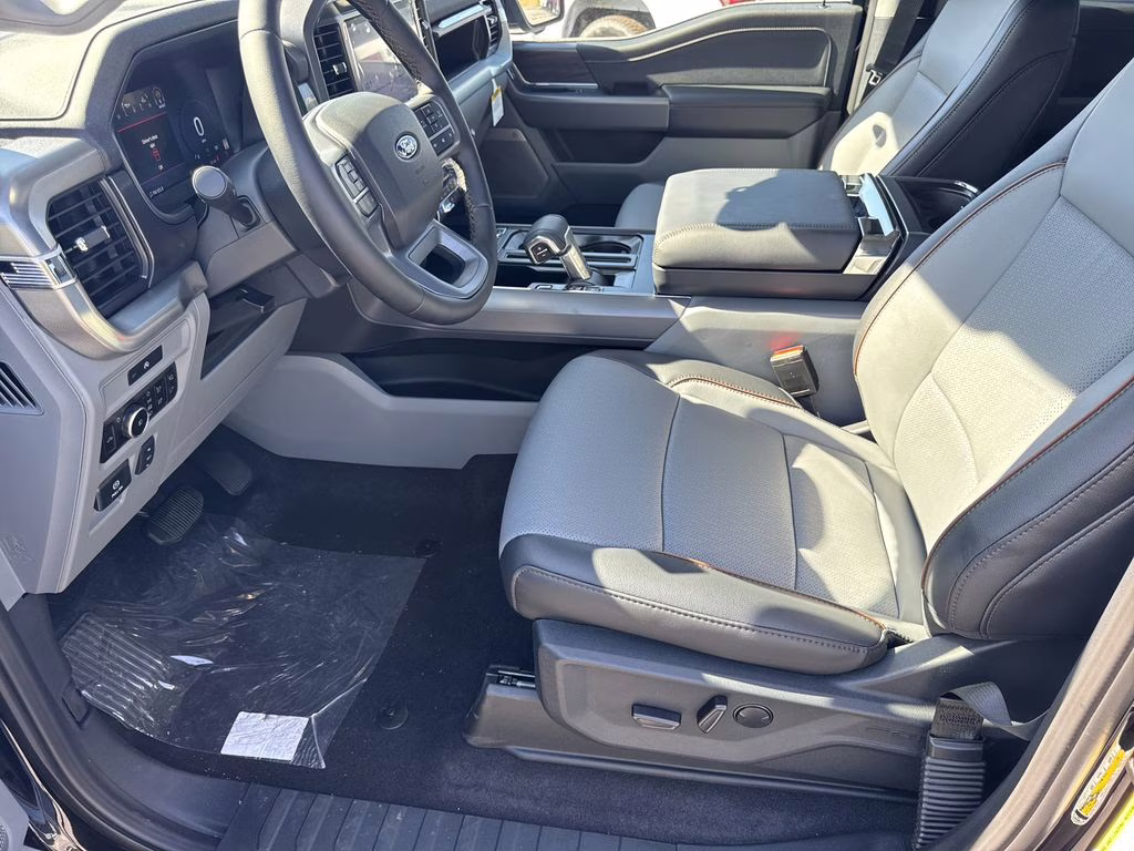 2025 Black Metallic Ford F-150 Lariat 4X4 Truck