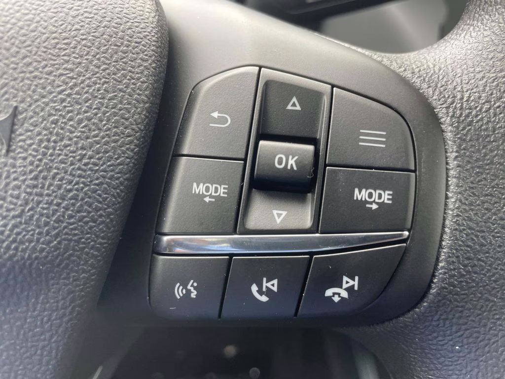 2025 Oxford White Ford Maverick XL FWD Truck