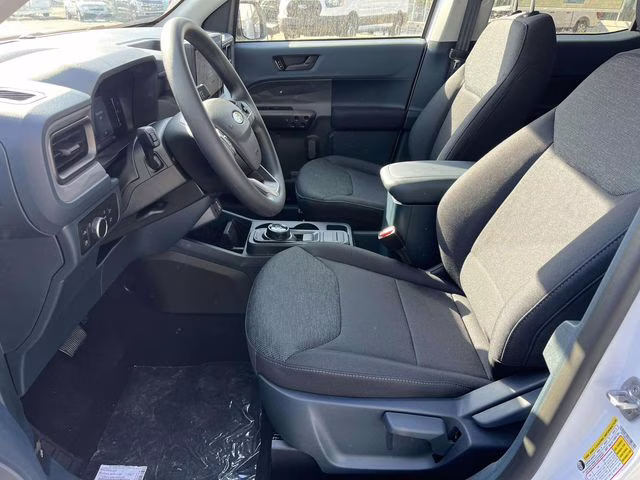 2025 Oxford White Ford Maverick XL FWD Truck