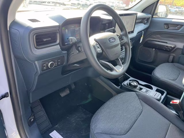 2025 Oxford White Ford Maverick XL FWD Truck