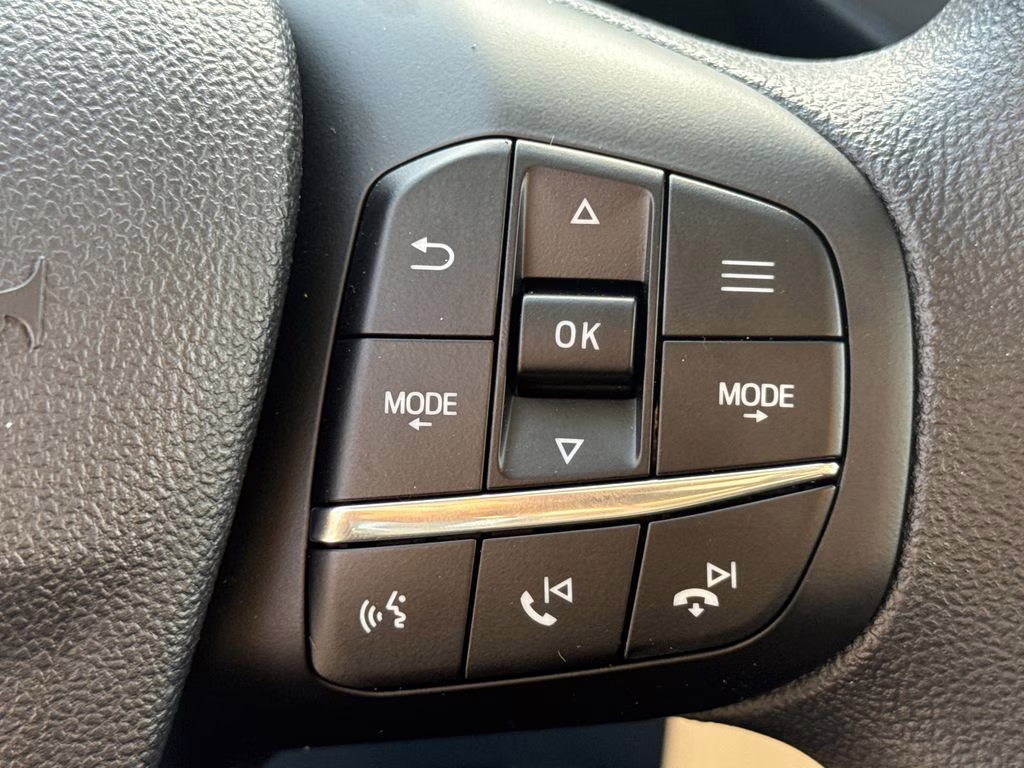 2025 Oxford White Ford Maverick XL FWD Truck