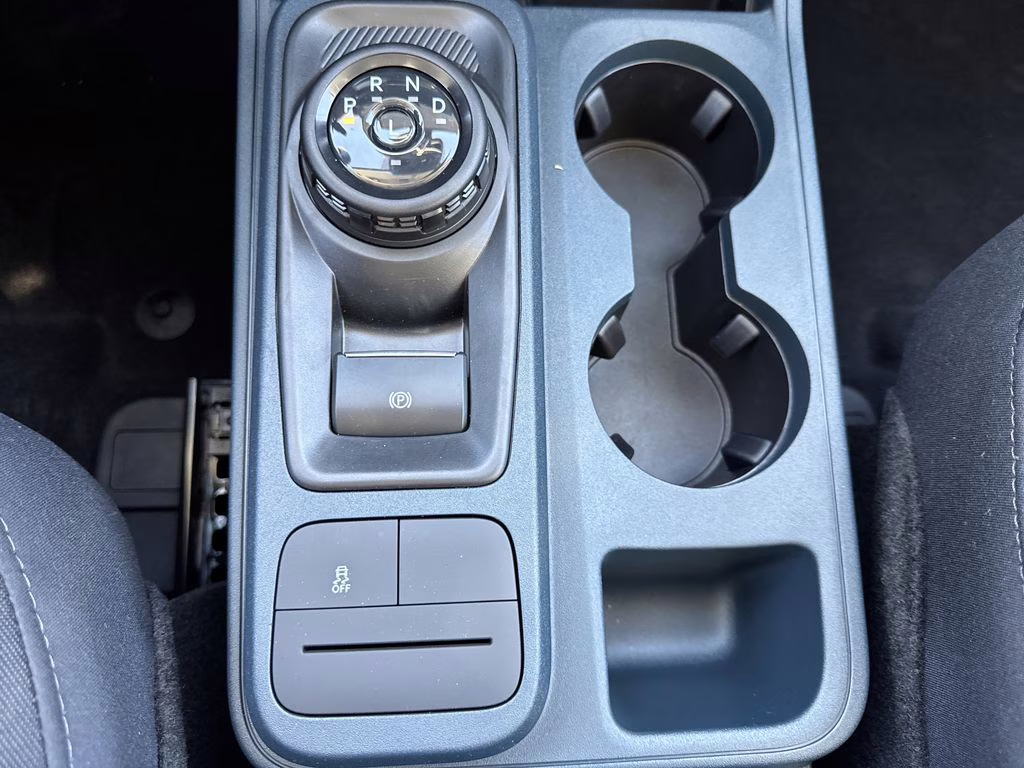 2025 Oxford White Ford Maverick XL FWD Truck