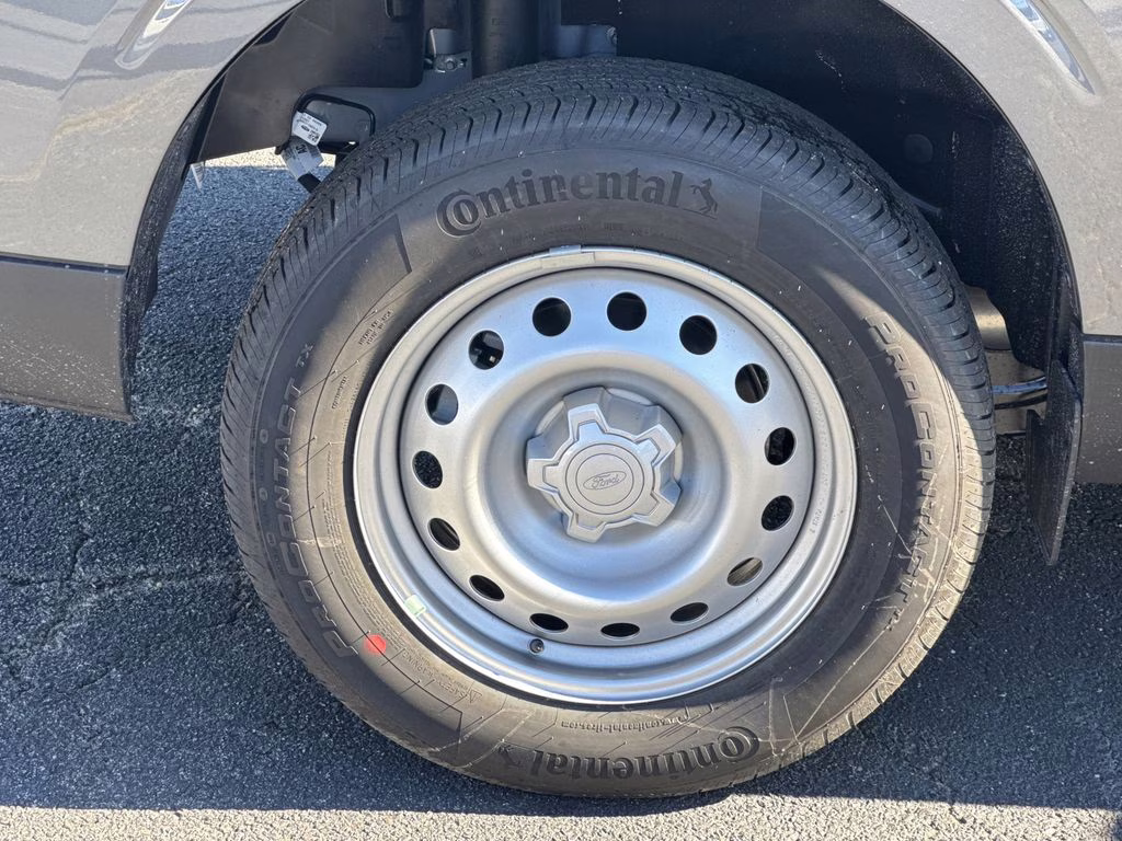 2025 Gray Metallic Ford Maverick XL AWD Truck