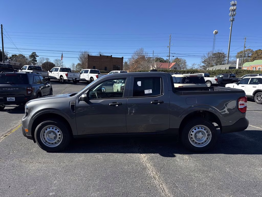 2025 Gray Metallic Ford Maverick XL AWD Truck