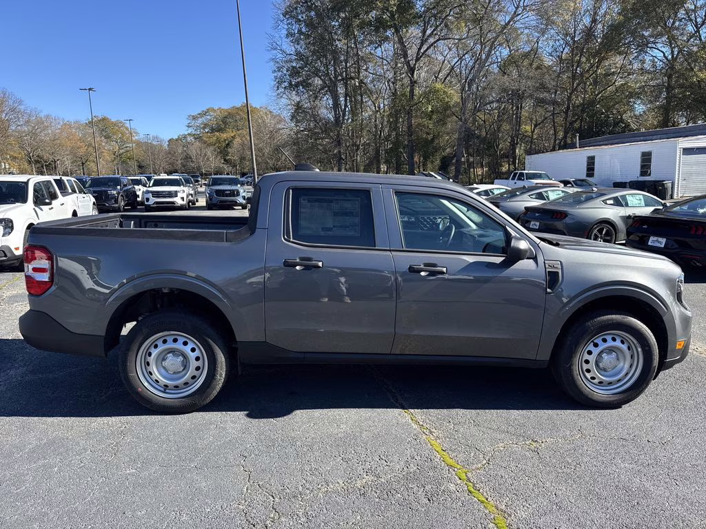 2025 Gray Metallic Ford Maverick XL AWD Truck