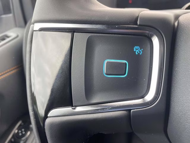 2025 Oxford White Ford Expedition Tremor 4X4 SUV