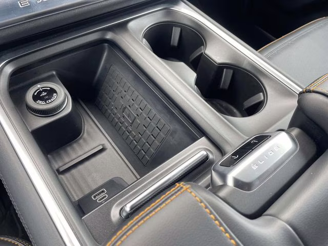 2025 Oxford White Ford Expedition Tremor 4X4 SUV