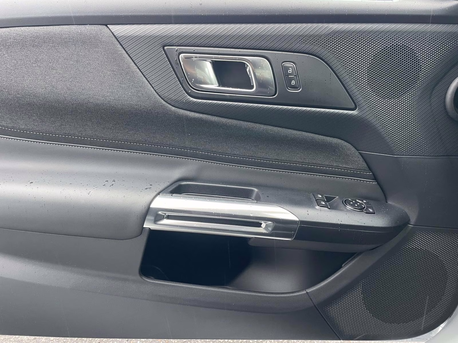 2026 Oxford White Ford Mustang EcoBoost RWD Coupe