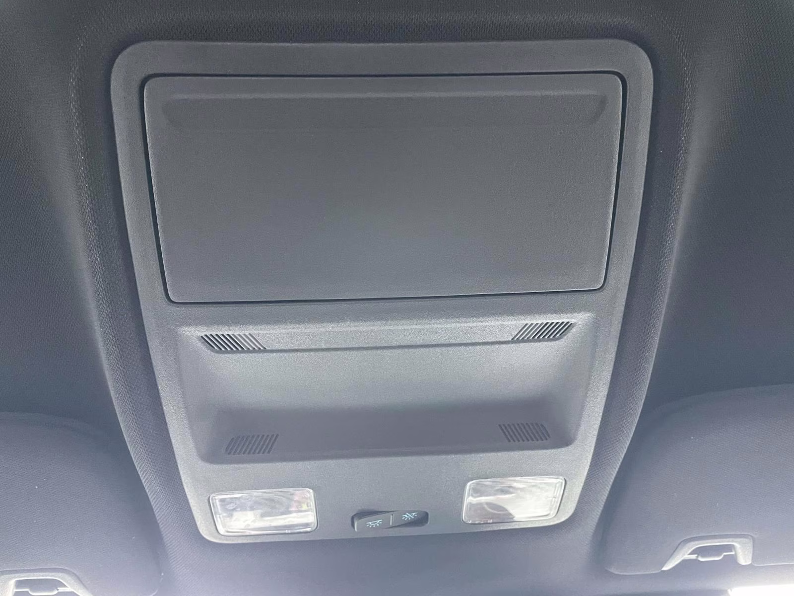 2026 Oxford White Ford Mustang EcoBoost RWD Coupe