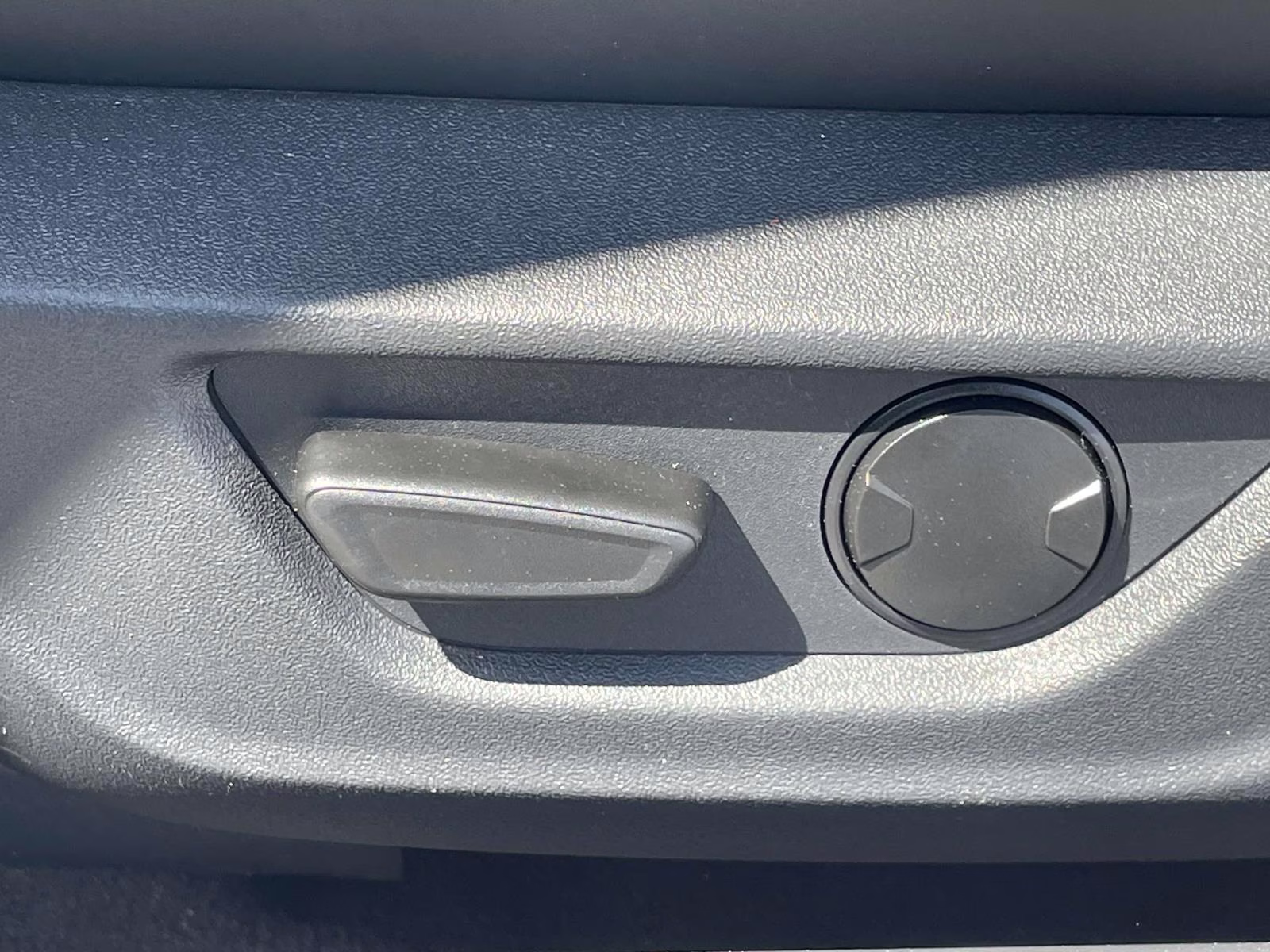 2025 Oxford White Ford Mustang EcoBoost RWD Coupe