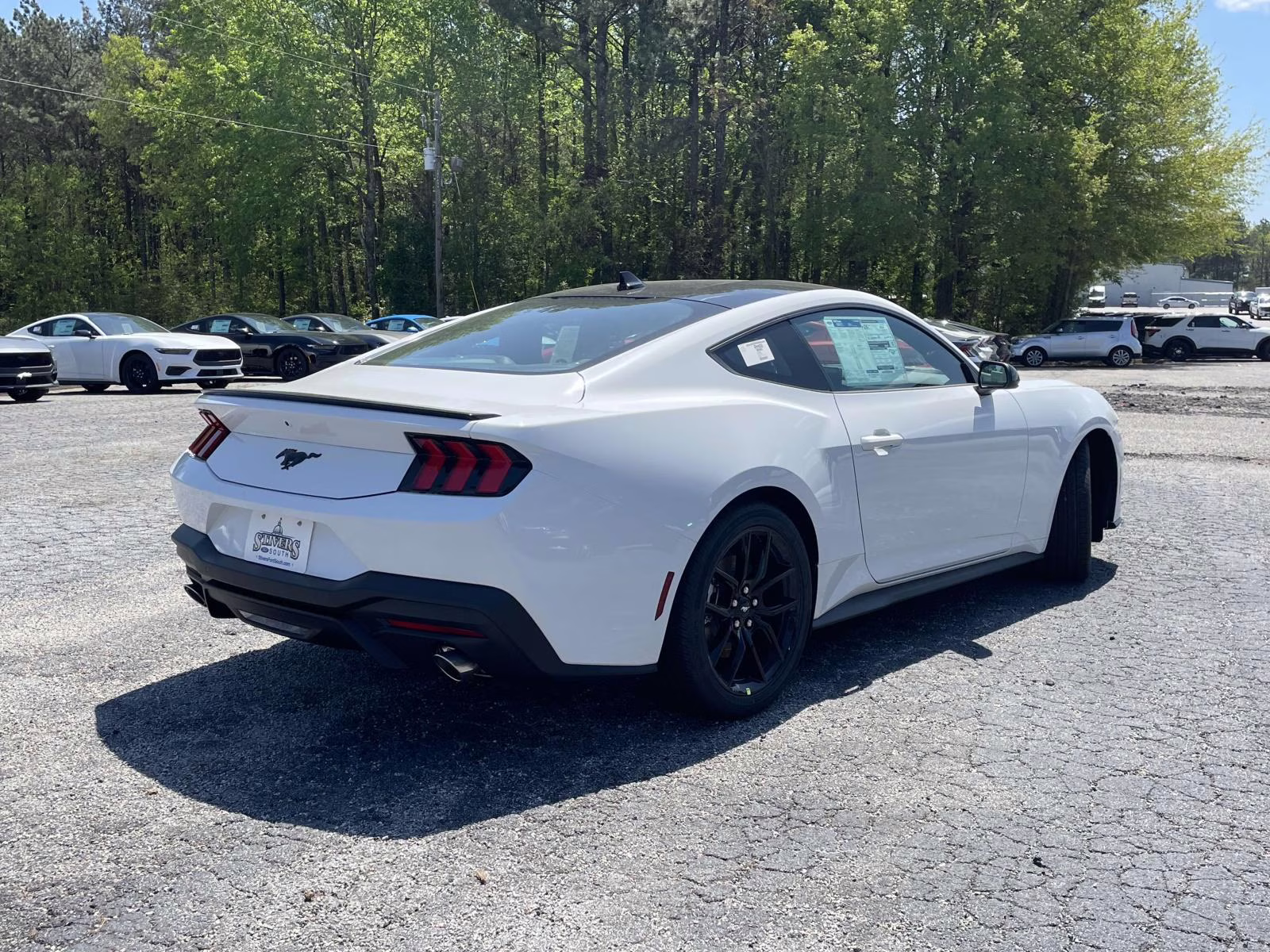 2025 Oxford White Ford Mustang EcoBoost RWD Coupe