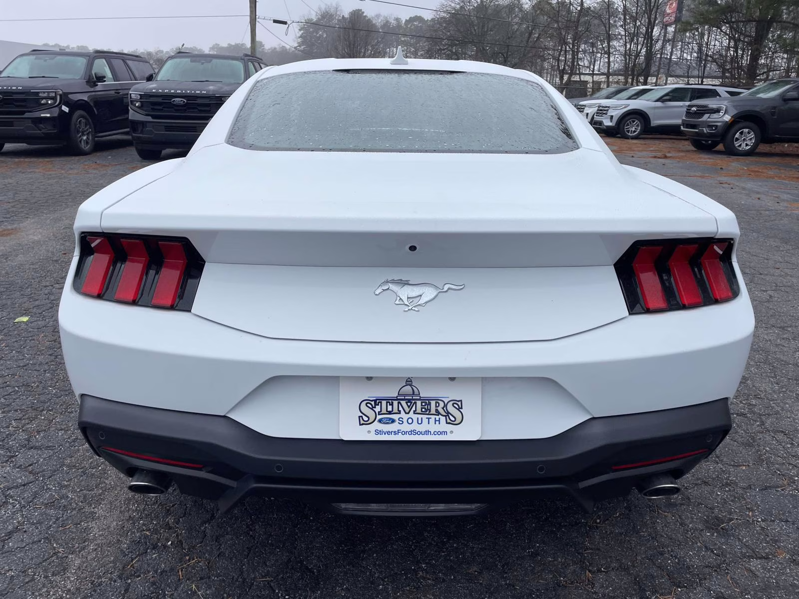 2026 Oxford White Ford Mustang EcoBoost RWD Coupe