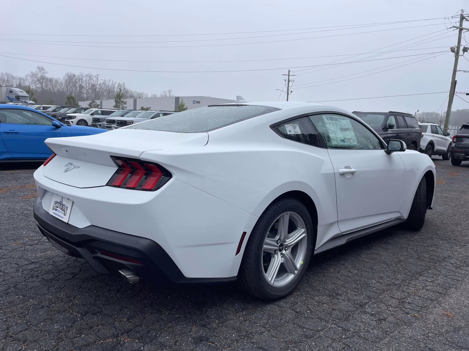 2026 Oxford White Ford Mustang EcoBoost RWD Coupe