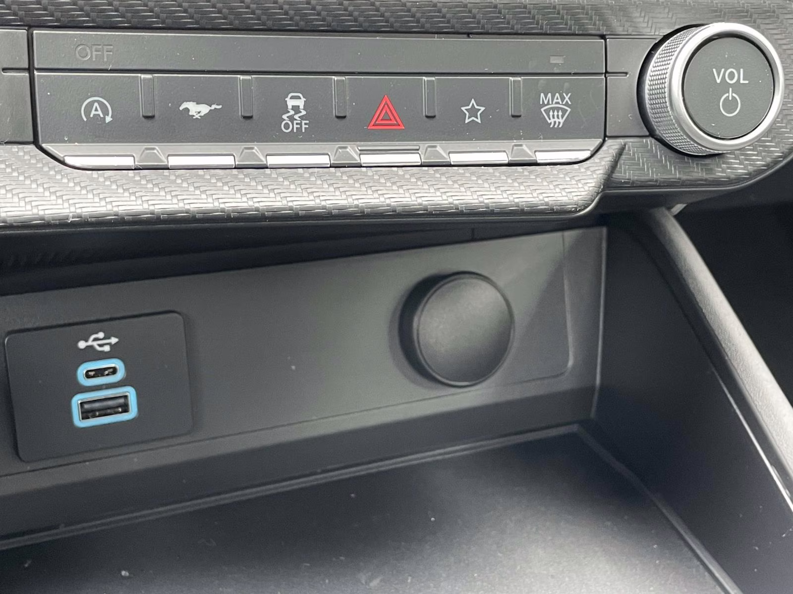 2026 Oxford White Ford Mustang EcoBoost RWD Coupe