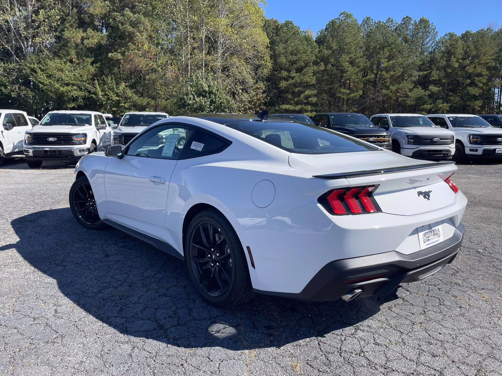 2026 Oxford White Ford Mustang EcoBoost RWD Coupe