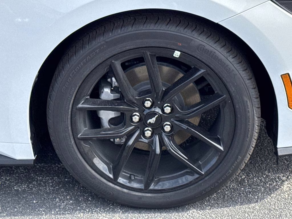 2026 Oxford White Ford Mustang EcoBoost RWD Coupe