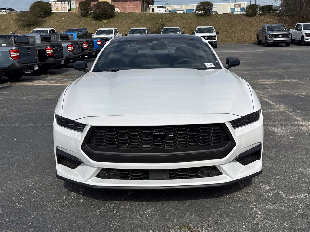 2026 Oxford White Ford Mustang EcoBoost RWD Coupe