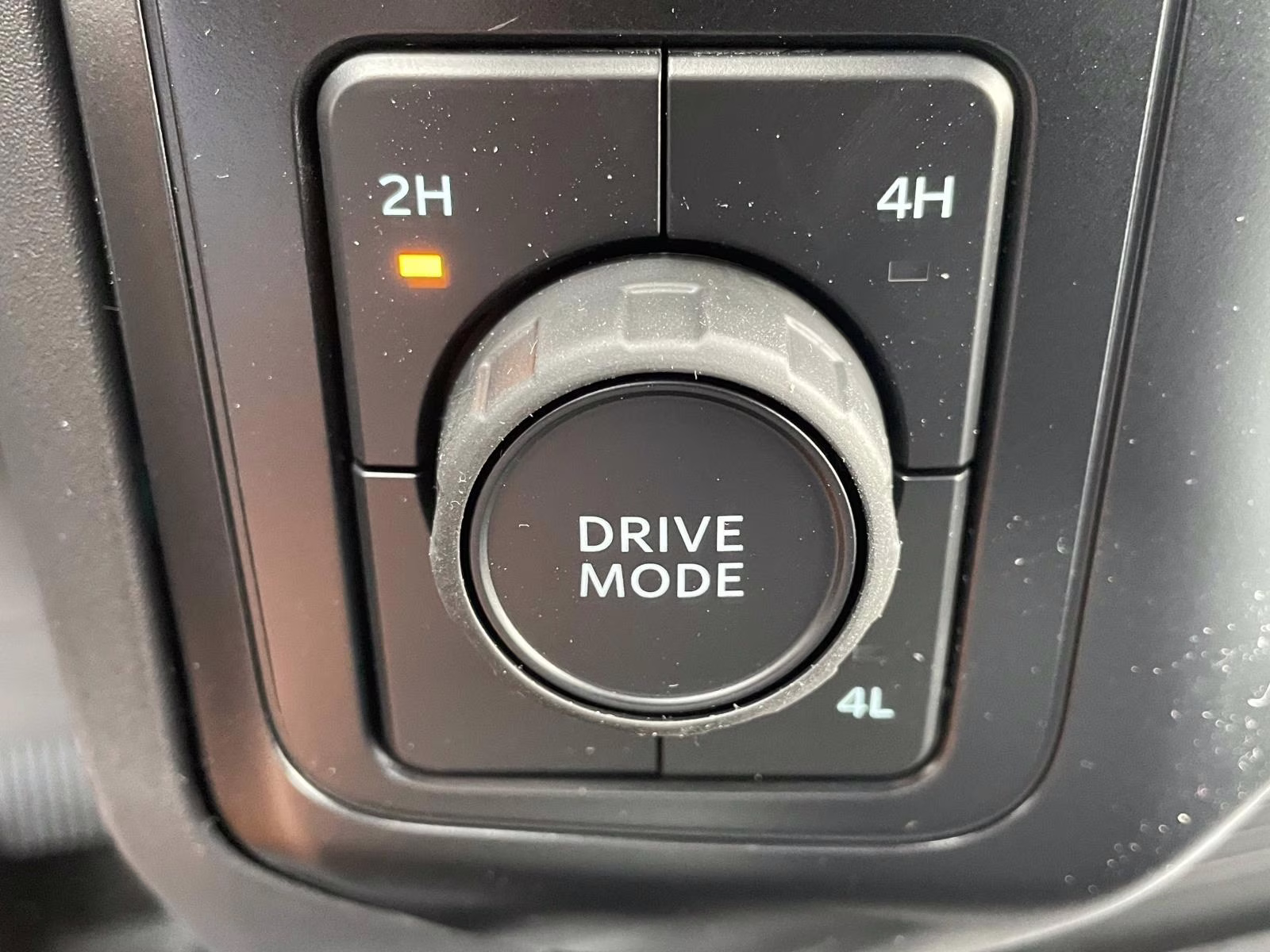 2025 Oxford White Ford Super Duty F-250 SRW XL 4X4 Truck