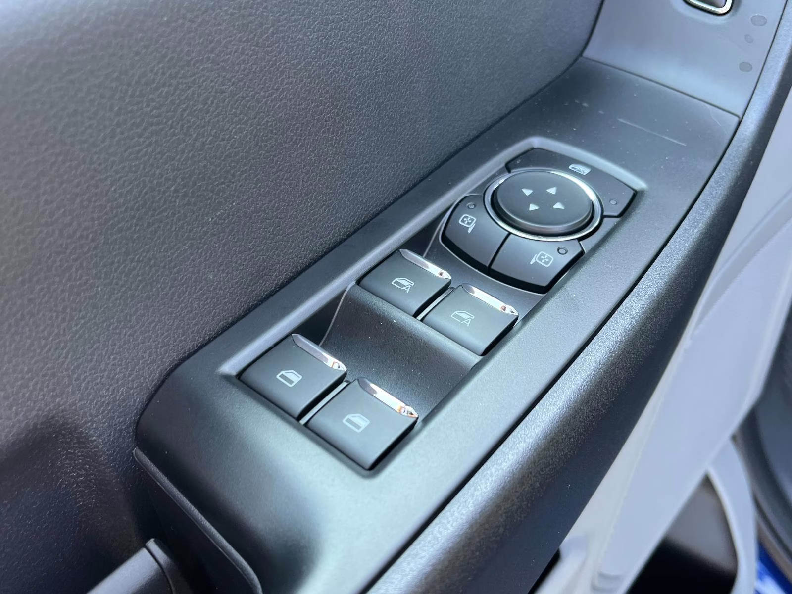 2026 Blue Metallic Ford Super Duty F-350 DRW XL 4X4 Chassis