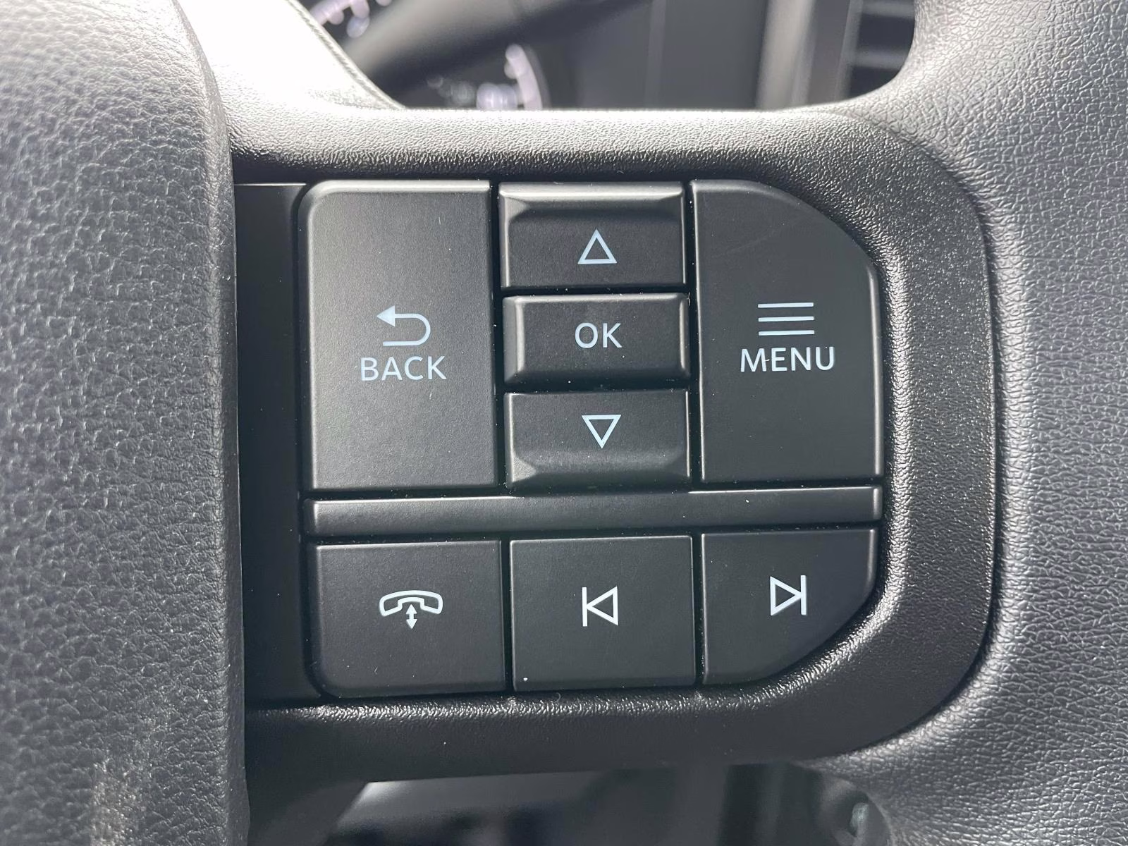 2026 Oxford White Ford Super Duty F-350 SRW XL RWD Chassis