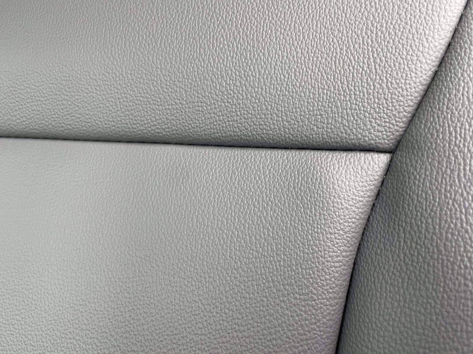 2026 Oxford White Ford Super Duty F-350 SRW XL RWD Chassis