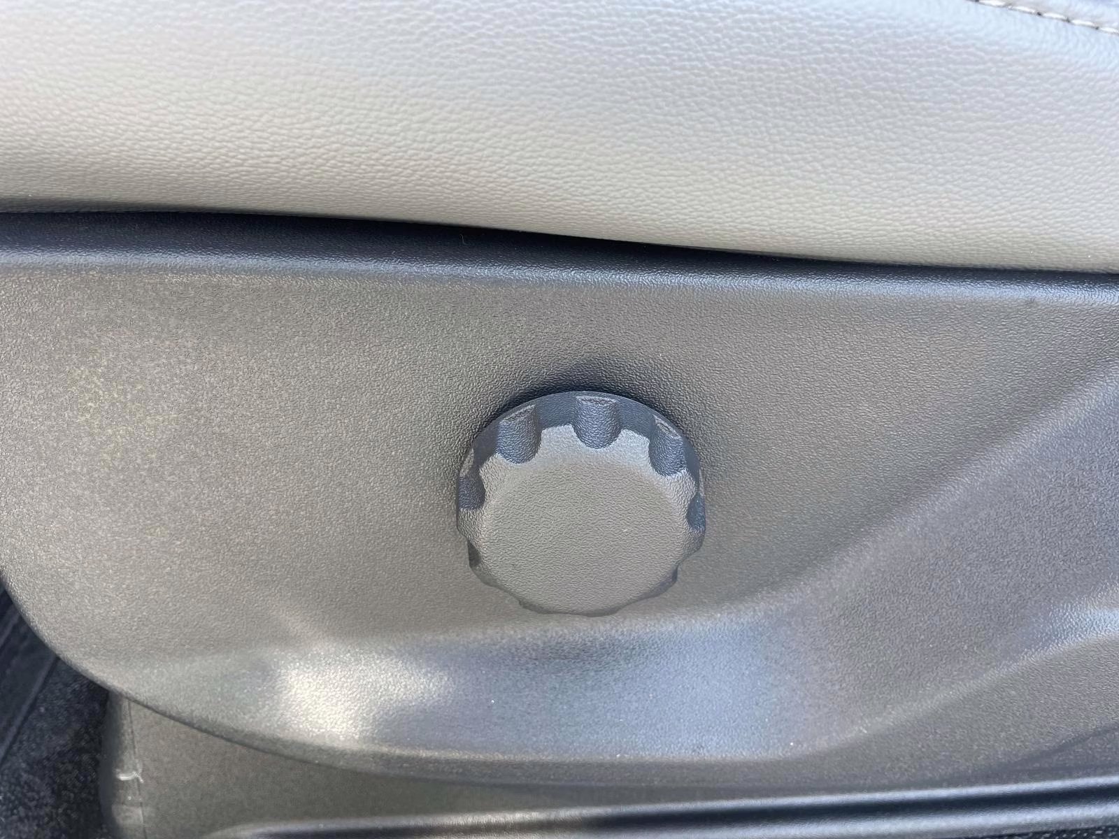 2026 Oxford White Ford Super Duty F-350 SRW XL 4X4 Chassis