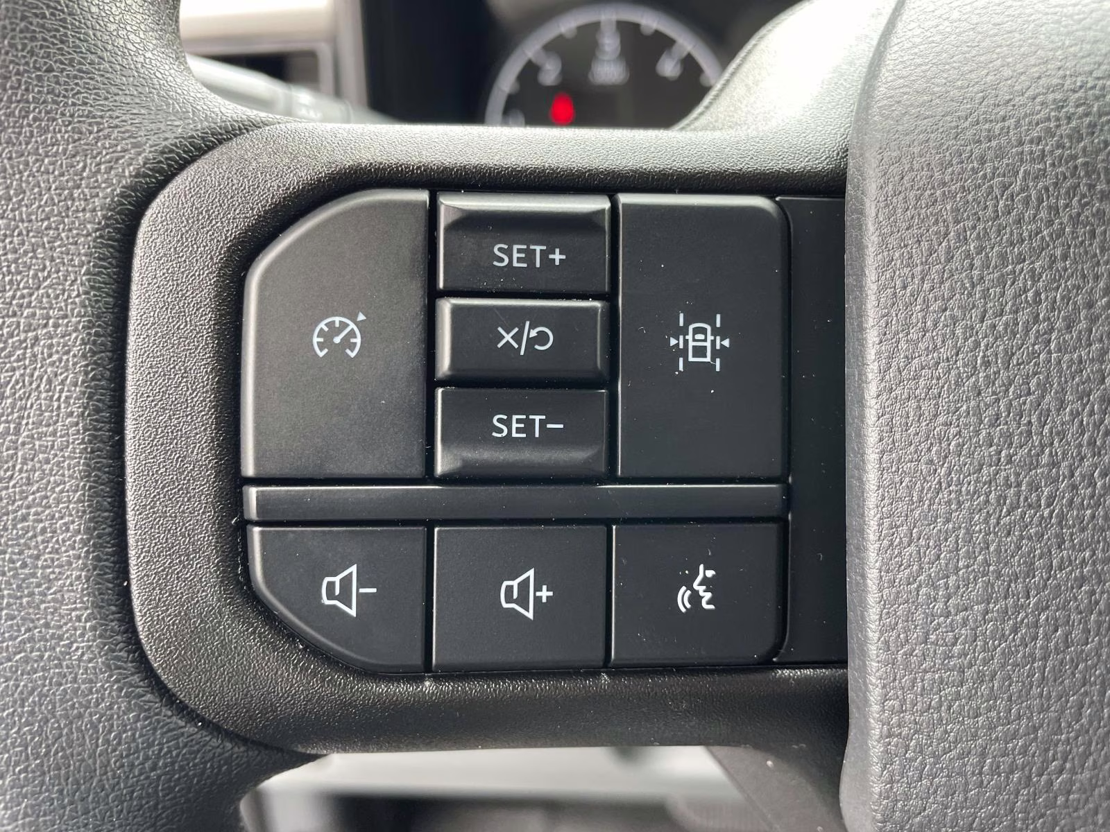 2026 Oxford White Ford Super Duty F-350 SRW XL 4X4 Chassis