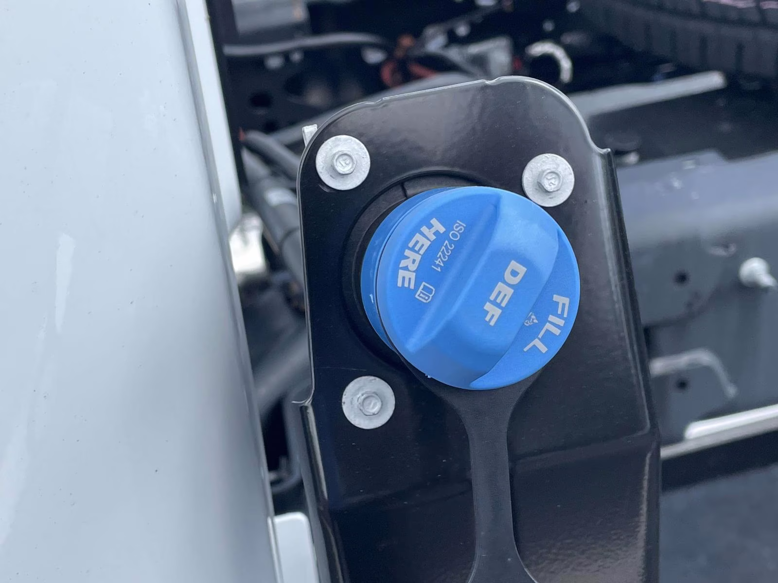 2026 Oxford White Ford Super Duty F-350 SRW XL 4X4 Chassis