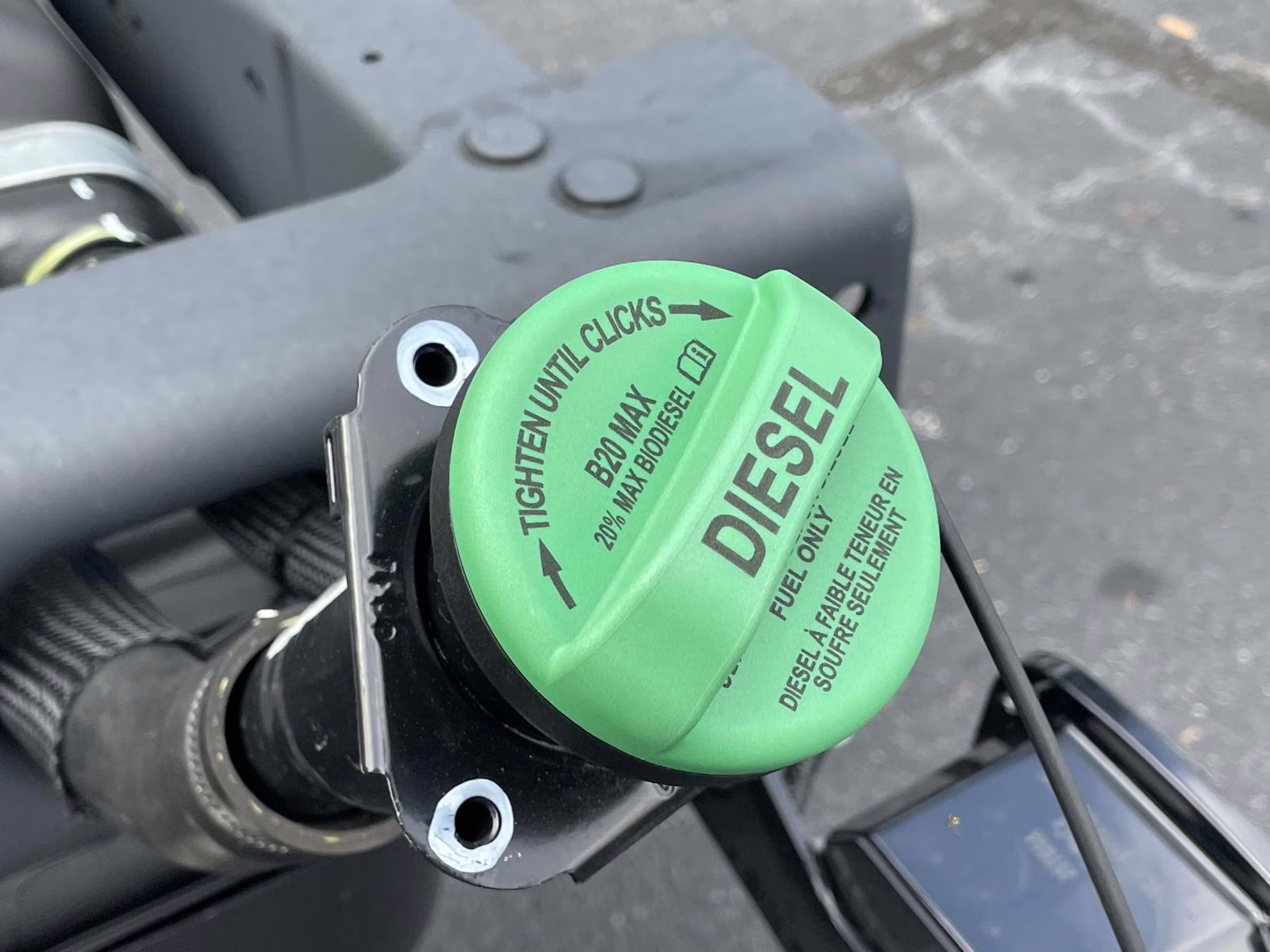 2026 Oxford White Ford Super Duty F-350 DRW XL 4X4 Chassis