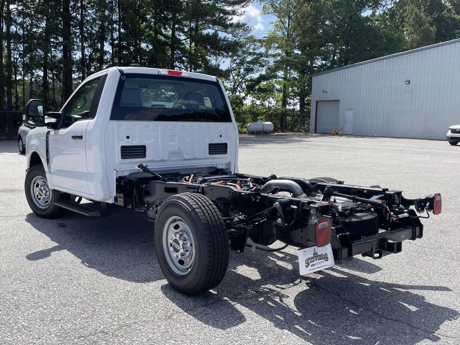 2025 Oxford White Ford Super Duty F-250 SRW XL RWD Truck