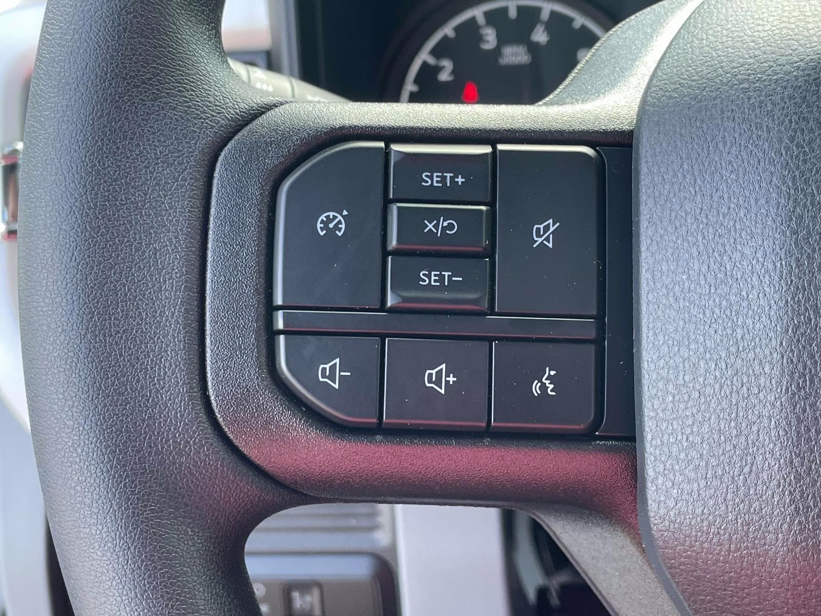 2025 Oxford White Ford Super Duty F-250 SRW XL RWD Truck